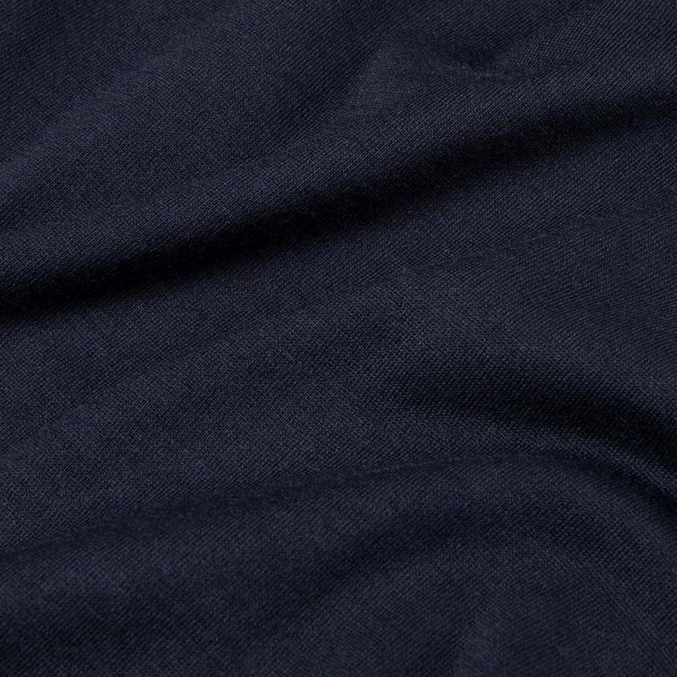 Sunspel Long Sleeve Crew Neck T-Shirt Navy 6 Sunspel Long Sleeve Crew Neck T-Shirt Navy - Image 4